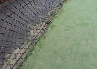 Tennis Court Fencing – Fixing Curled Up Wire